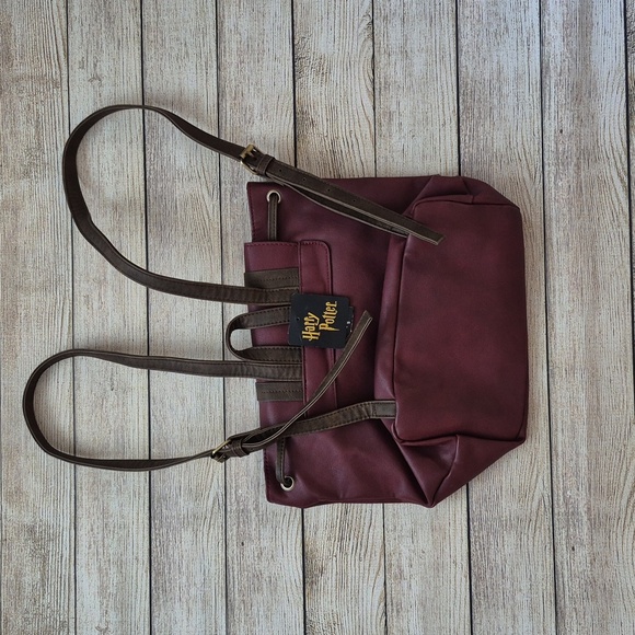 NWT Hot Topic Harry Potter Backpack Purse Drawstring Closure Adjustable Straps - Picture 2 of 10